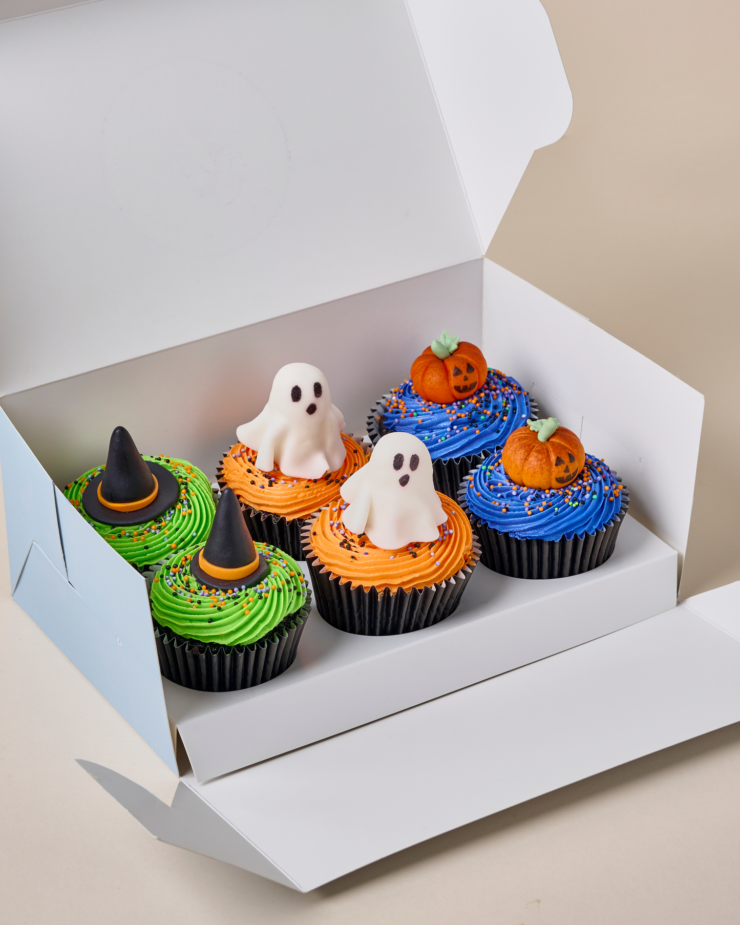 Halloween Fondant Topper Cupcakes